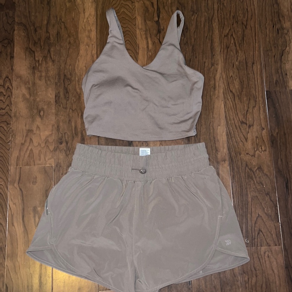 Taupe all in motion athletic set